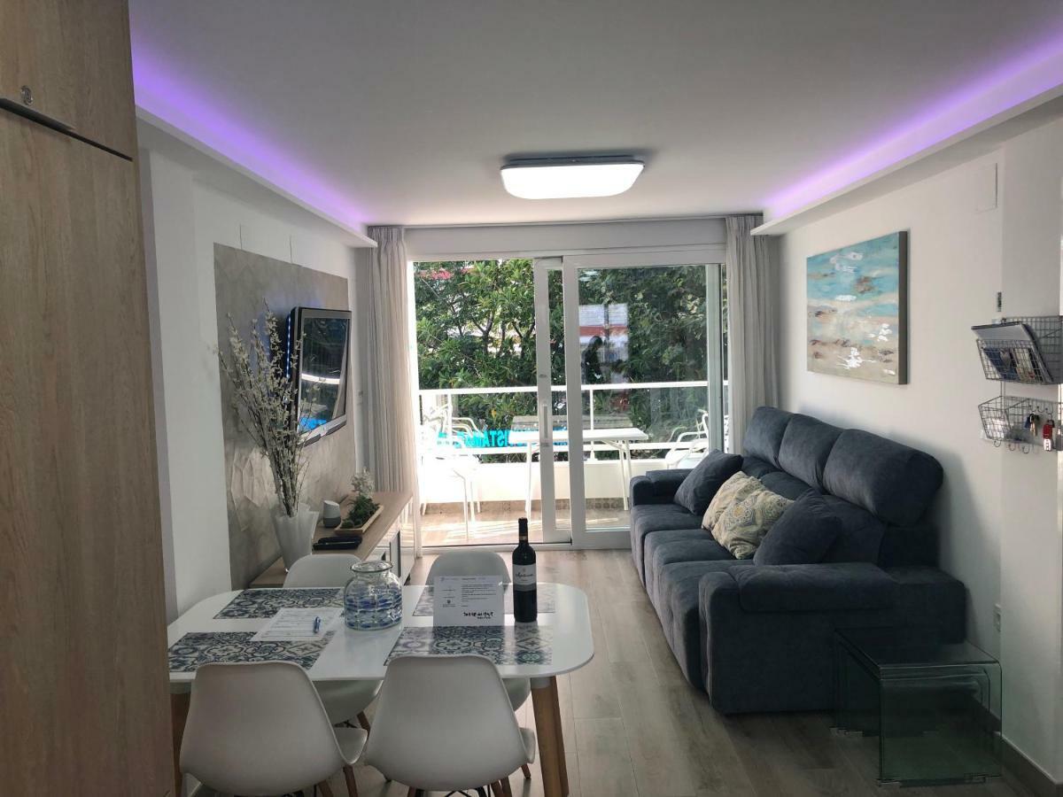Daru Vistamar Luxury - 1ª Linea Torre Del Mar- Piscina- Aparcamiento Apartment ภายนอก รูปภาพ